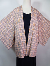 美品 羽織 モダン草花文様 絹製品 日本製品 Kimono jacket ピンクベージュ