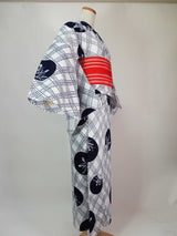 美品 浴衣 注染 団扇模様  japanese yukata 日本製品 白色系