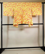 美品 総絞り 羽織 オレンジ色 花模様 日本製 絹製 Kimono jacket