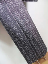 女性 着物 紬着物 幾何学模様 正絹 手縫い グレー色 Japanese kimono