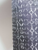 女性 着物 紬着物 幾何学模様 正絹 手縫い グレー色 Japanese kimono