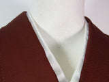 ほぼ美品 女性 着物 色無地 日本の家紋入  正絹 手縫い 臙脂色系(茶色っぽい赤)