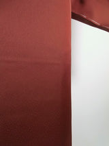 ほぼ美品 女性 着物 色無地 日本の家紋入  正絹 手縫い 臙脂色系(茶色っぽい赤)