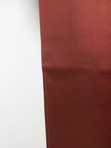 ほぼ美品 女性 着物 色無地 日本の家紋入  正絹 手縫い 臙脂色系(茶色っぽい赤)