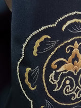 黒羽織 幻の鳥鳳凰模様 相良刺繍 日本の家紋入り 絹製品 日本製品 Kimono jacket