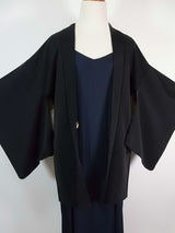 美品 黒羽織 花模様 日本刺繍 絹製品 日本製品 Kimono jacket
