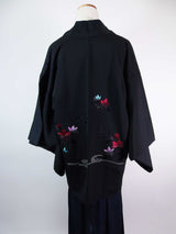 美品 黒羽織 花模様 日本刺繍 絹製品 日本製品 Kimono jacket