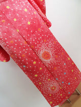 女性 着物 小紋 絞り染め 花模様 正絹 手縫い ピンク Japanese kimono