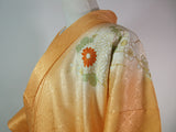 美品 女性 着物 訪問着 花模様 日本刺繍 正絹 手縫い オレンジ色 Japanese kimono