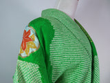 女性 着物 振袖 花模様 金駒刺繍 手描き 正絹 手縫い 緑色 Japanese kimono