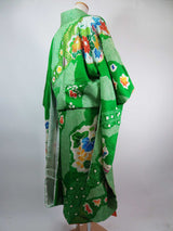 女性 着物 振袖 花模様 金駒刺繍 手描き 正絹 手縫い 緑色 Japanese kimono