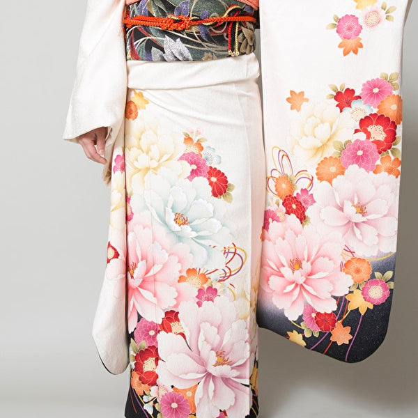打ち掛け/振袖 – MIYABI - REUSE KIMONO MARKET
