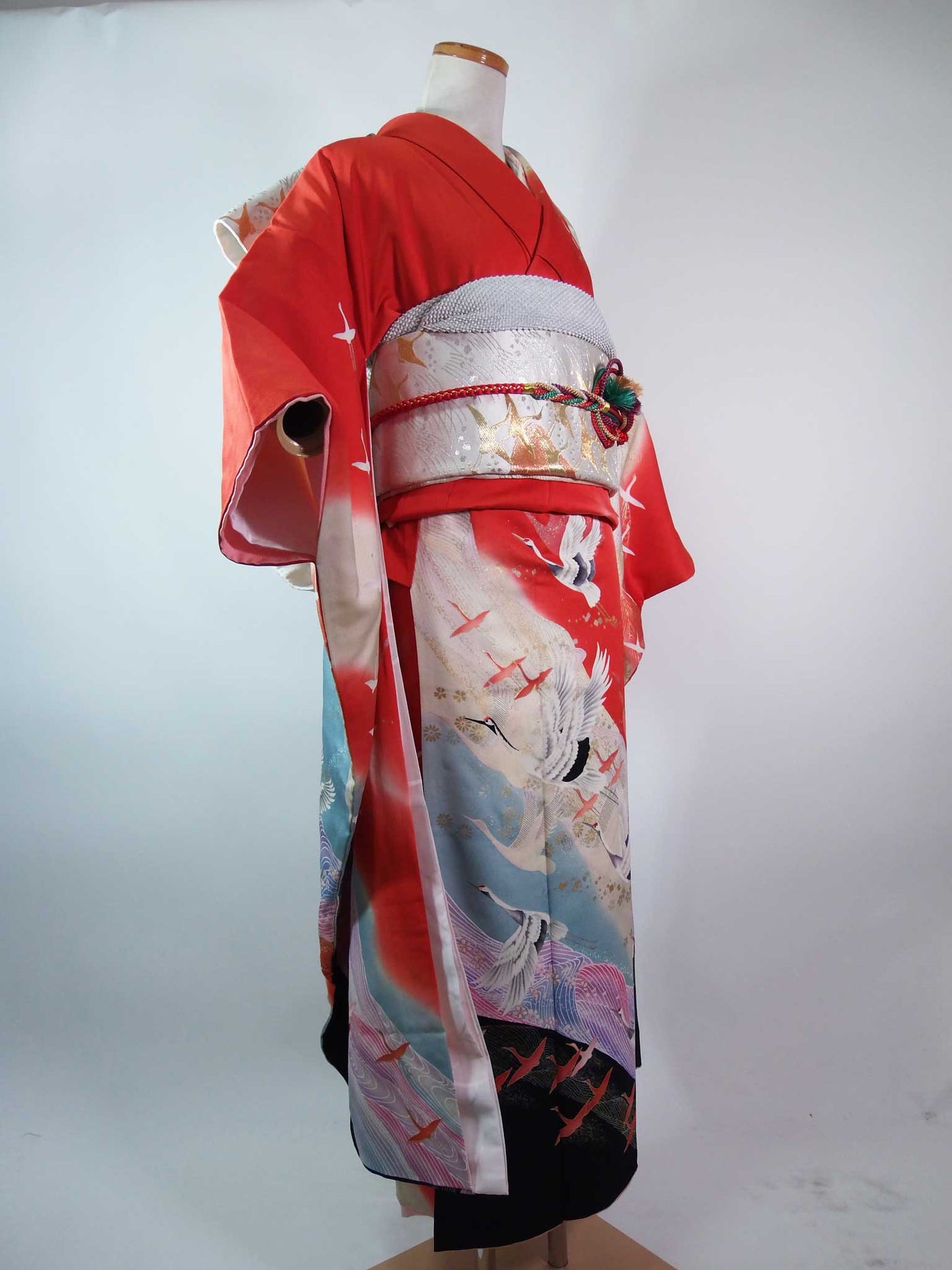 古典美 振袖3点セット＊赤地 鶴舞う吉祥文様 正絹＋袋帯＋洗える長襦袢