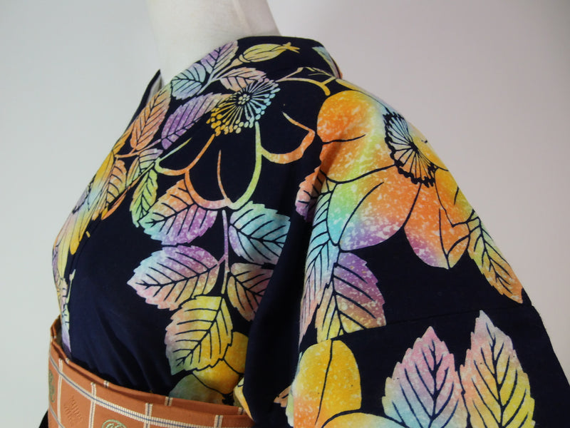 Yukata pour-dye, design floral, adulte mignon, tissu peigné, teint à l'indigo