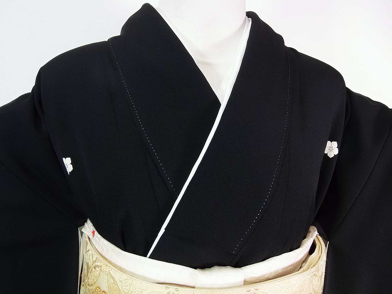 Beautiful black kimono with five crests, Chaya Tsuji pattern, kimono, pure silk, Kikyo pattern, S size.