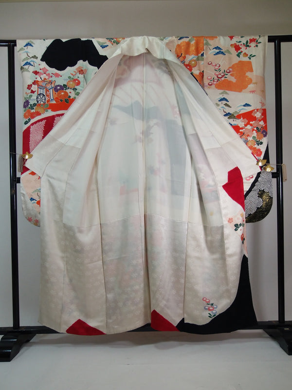 Magnifique Furisode (manches), motif Goshoguruma, broderie en pièces d'or, shibori, pure soie, légèrement usée.