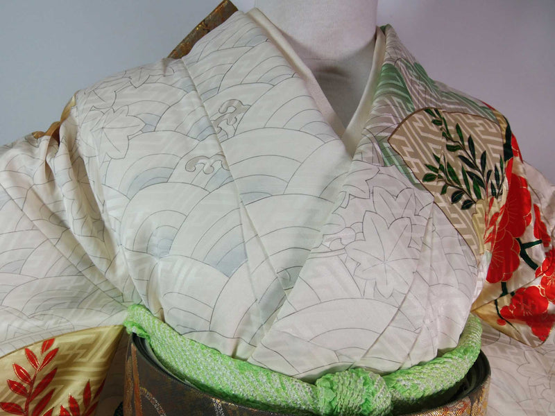 アンティーク振袖　扇面花文様ヴィンテージ華やか Silk 振袖 長襦袢セット 花扇面文様 金駒刺繍 古典柄 上品華やか 和装