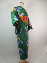ほぼ美品　レディース浴衣　蝶々文様　