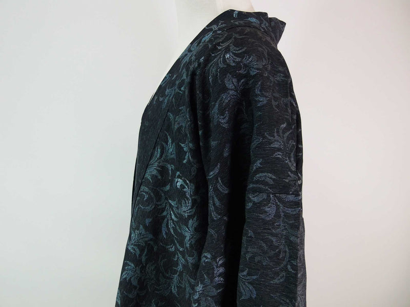 Beautiful Black Haori, Urushiori, Grass and flower pattern, Silk product, Made in Japan, Gray Kimono jacket