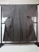 Vintage Men’s Kimono Set｜未使用　男着物2点セット 紬着物・羽織・正絹 大島紬ブランド　手縫い 日本製 焦茶色　No13