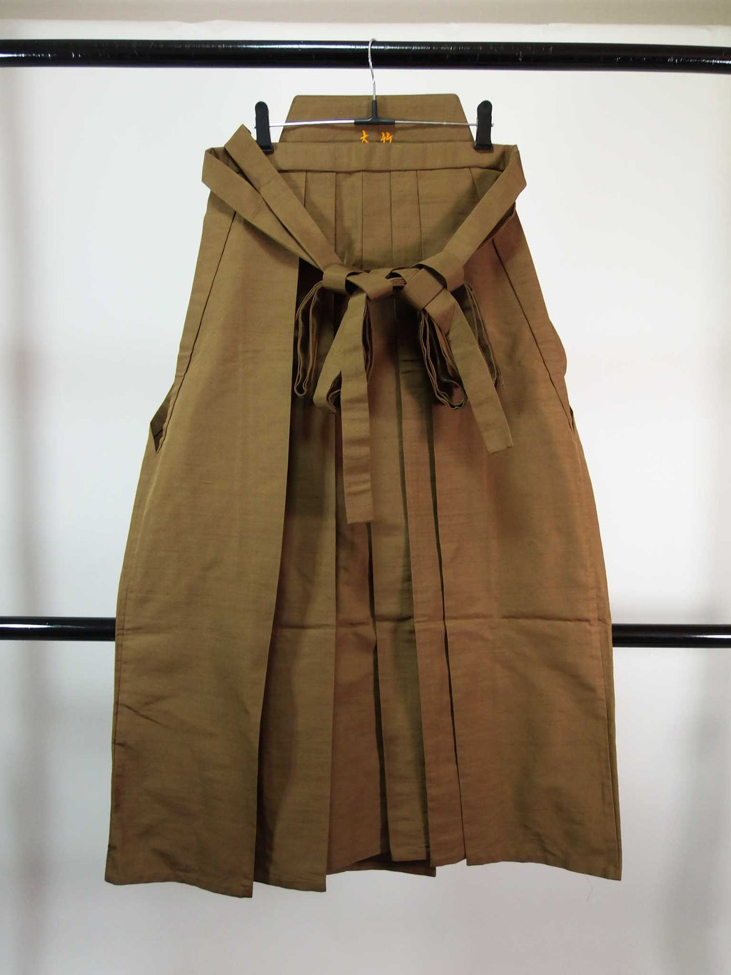 Hakama Pants For Men s Kimono Made In Japan Patternless Pongee Fabr hakama-pants-for-men-s-kimono-made-in-japan-patternless-pongee-fabr
