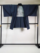 Magnifique ensemble deux pièces de kimono pour homme, veste haori et kimono, marque Oshima silk, pure soie, couleur bleu foncé.