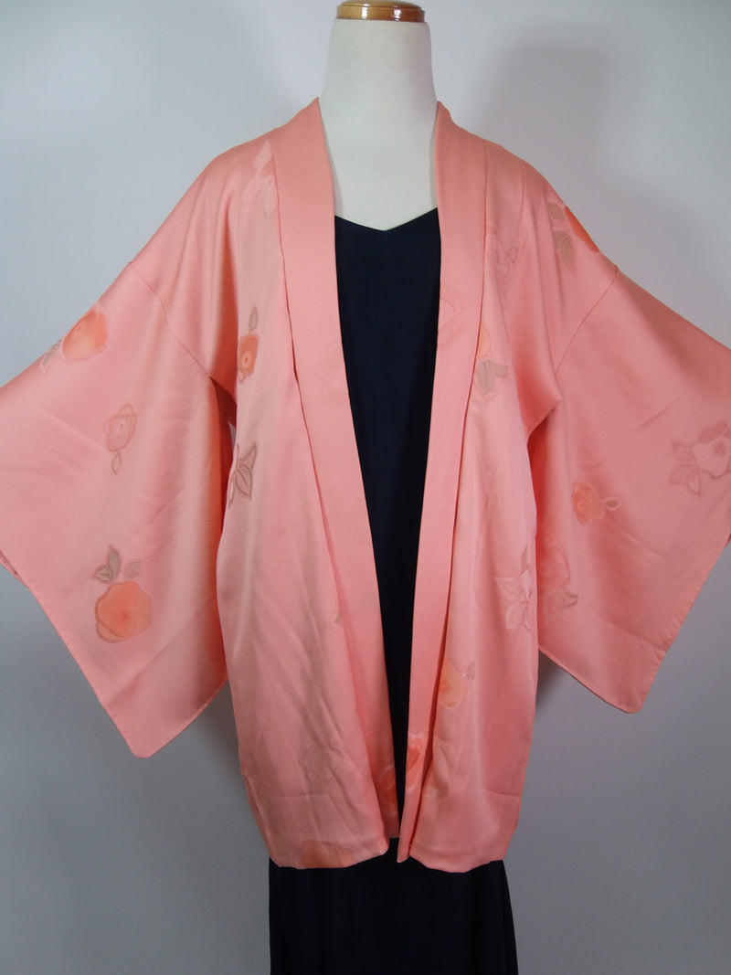 未使用　美品　羽織　橘文様　花文様　絹製品　日本製品　Kimono jacket　ピンク