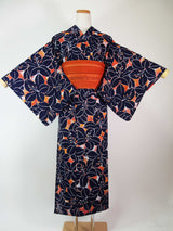 Presque magnifique yukata en teinture injectée, batik, motif floral, tissu peigné bleu foncé, taille SS, yukata japonais.