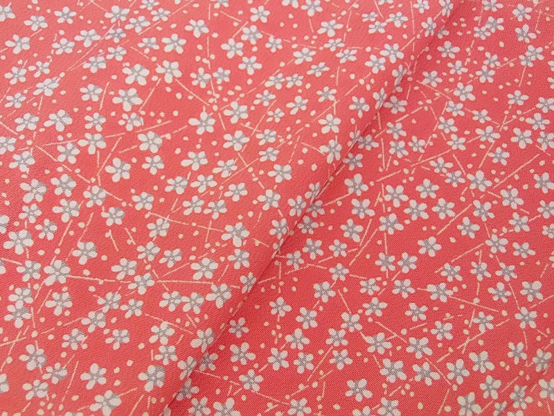 Magnifique kimono de femme, komon, petit motif floral, crêpe de soie, cousu à la main, rose.