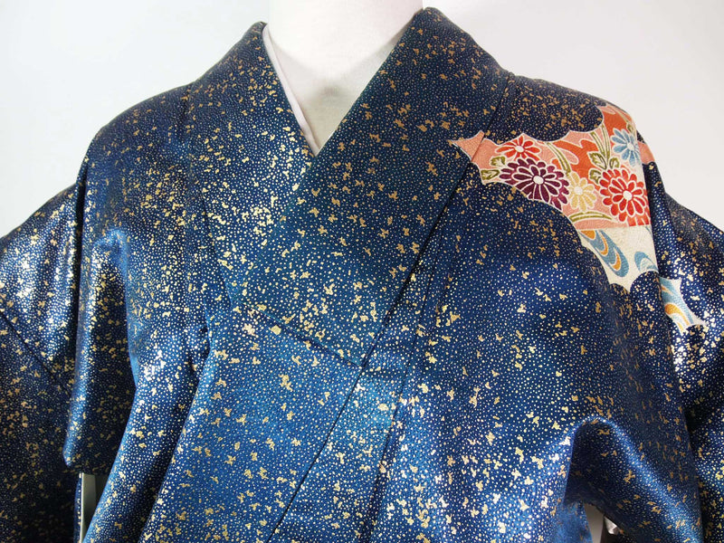 女性　着物　花模様　金彩　手描き　正絹　手縫い　紺色系　Japanese kimono