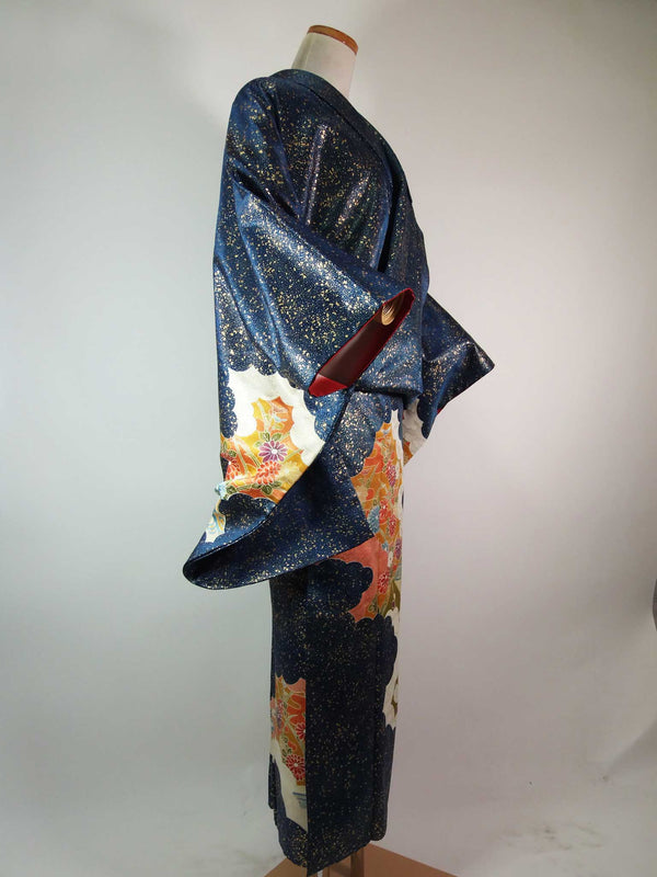 Woman Kimono, flower pattern, gold, hand-painted, pure silk, hand-stitched, navy blue, Japanese kimono