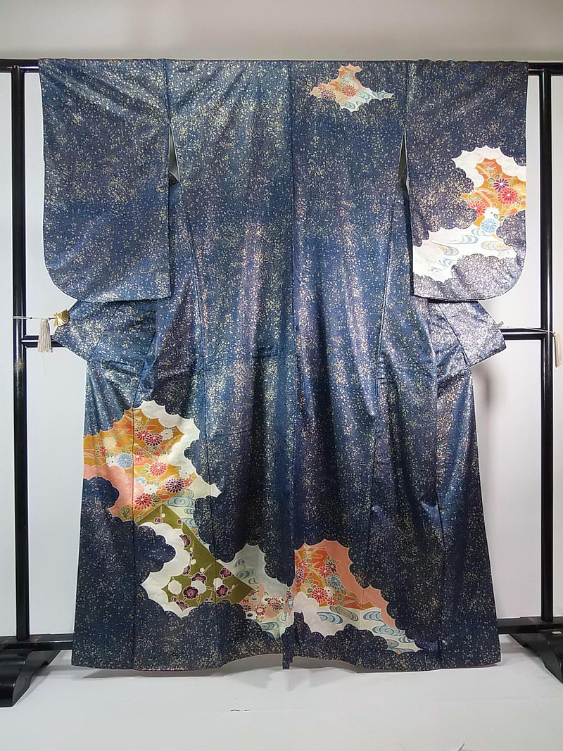 女性　着物　花模様　金彩　手描き　正絹　手縫い　紺色系　Japanese kimono