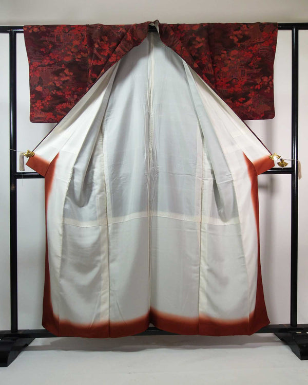 Beautiful woman Kimono, Komon, Chaya Tsuji pattern (landscape design), Oni-chirimen, pure silk, hand-sewn, reddish brown