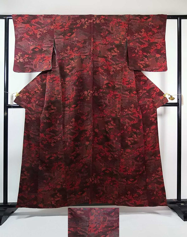 Beautiful woman Kimono, Komon, Chaya Tsuji pattern (landscape design), Oni-chirimen, pure silk, hand-sewn, reddish brown