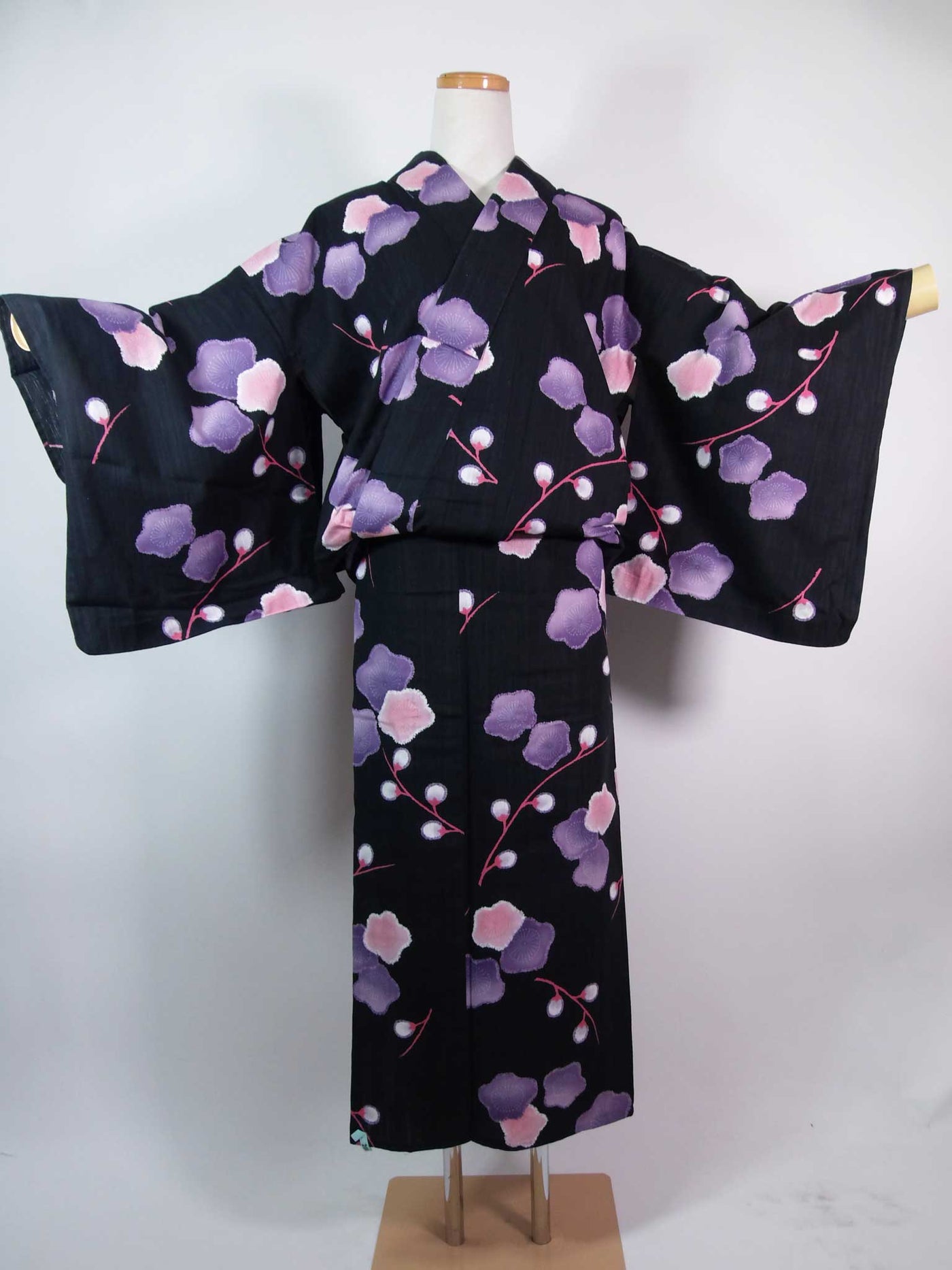 日本舞踊 菖蒲浴衣 | つれづれなるまゝに…