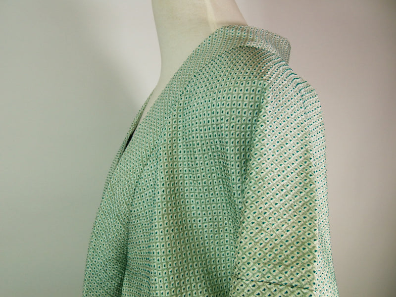 総絞り　羽織　鹿子絞り　薄い緑色　　日本製　絹製　Kimono jacket