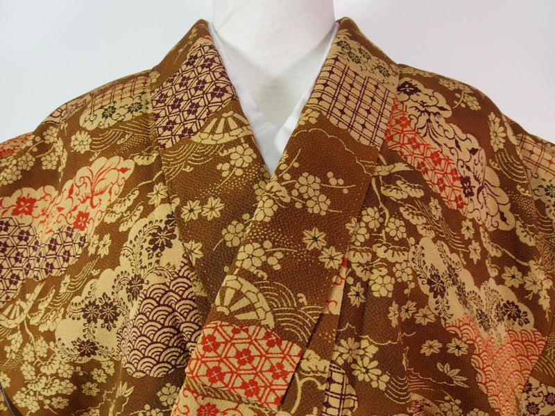 美品　女性　着物　小紋　風景模様　縮緬　正絹　手縫い　茶色　Japanese kimono