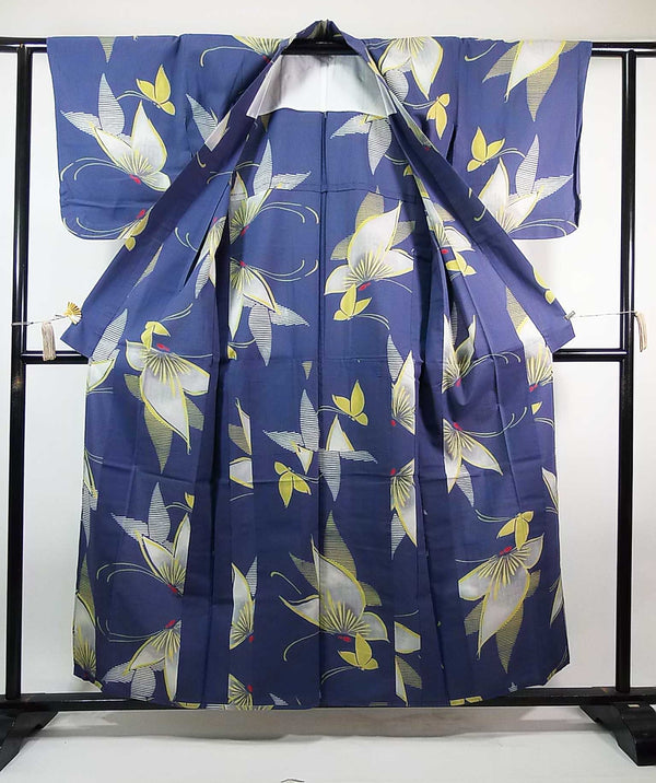 美品　レディース　浴衣　注染　本染め　蝶々模様　手縫い　ブルーグレー　反物からお仕立て
