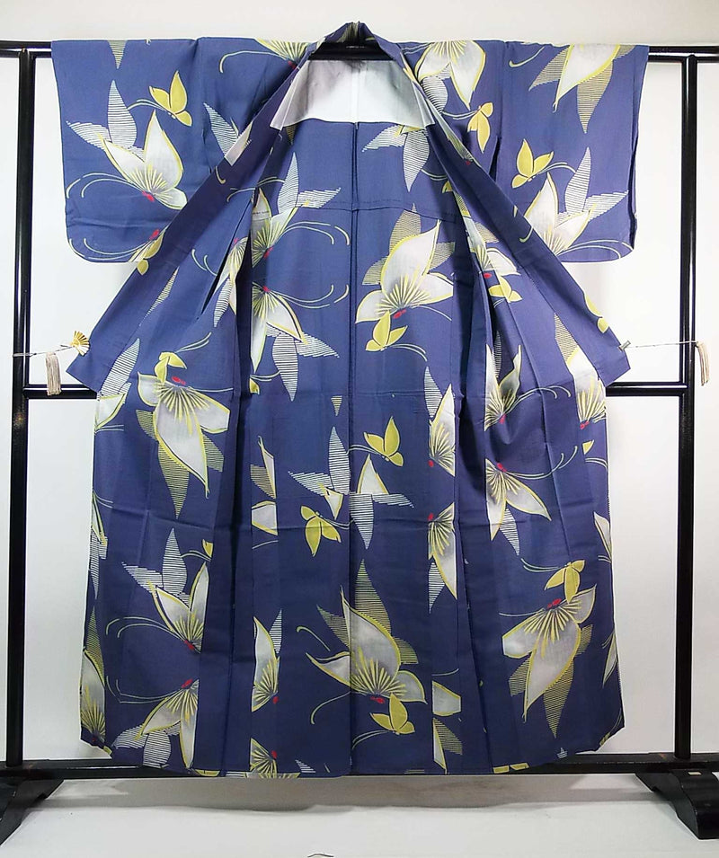 美品　レディース　浴衣　注染　本染め　蝶々模様　手縫い　ブルーグレー　反物からお仕立て