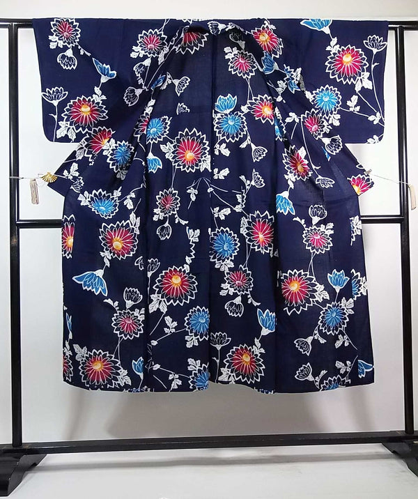 美品　レディース　浴衣　注染　本染め　菊花模様　藍染　手縫い　濃紺色　反物からお仕立て　SS寸　ジュニアにも