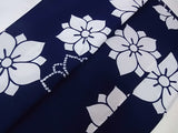ほぼ美品　レディース　浴衣　注染　本染め　花模様　藍染　手縫い　濃紺色　反物からお仕立て　SS寸　ジュニアにも