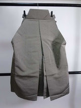 男着物用　袴パンツ 日本製　ストライプSS寸　ジュニアにも　行灯袴(スカートタイプ) くすんだ緑×グレー