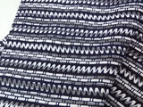 Yukata Homme Rayé Indigo | Teinture Traditionnelle | Motif à Rayures Horizontales Géométriques | Coton Bleu Marine et Blanc