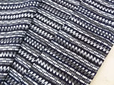 Yukata Homme Rayé Indigo | Teinture Traditionnelle | Motif à Rayures Horizontales Géométriques | Coton Bleu Marine et Blanc