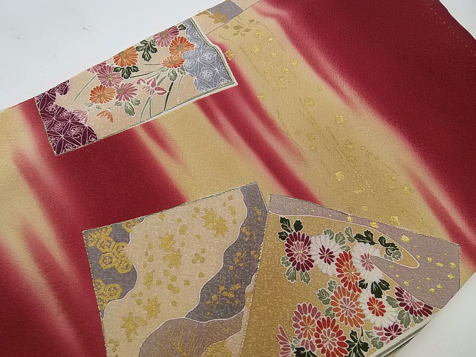 女性 着物 色留袖 花色紙模様 日本の家紋 作家物 五三の桐紋 一