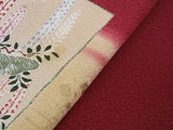 Kimono, kimono, colored tomesode, Japanese family crest with floral paper pattern, one crest with five paulownia crest, gold, pure silk, hand-stitched, red