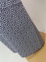 Yukata Homme Teint à la Main | Motif Hishi en Losanges | Coton Japonais Cousu Main | Bleu Marine et Blanc