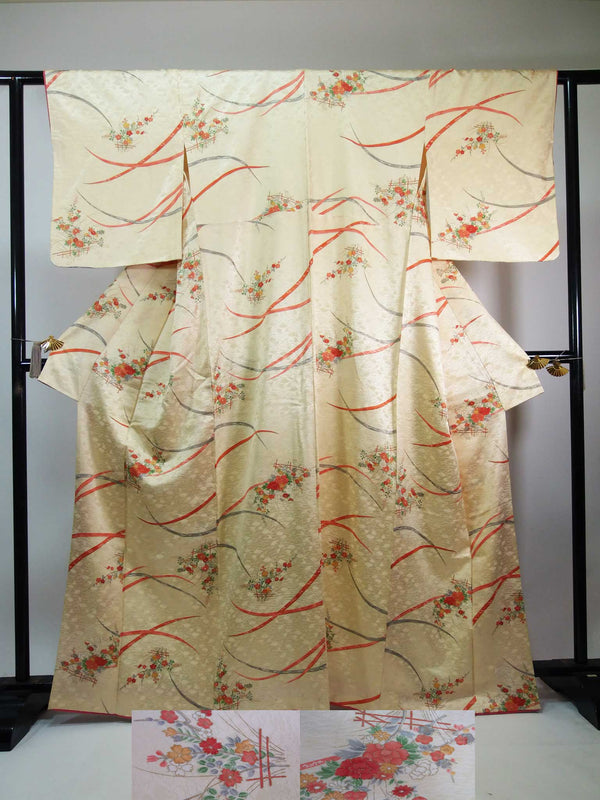 Women Kimono, komon, floral pattern, fan-shaped pattern, pure silk, hand-stitched, cream color, Japanese kimono