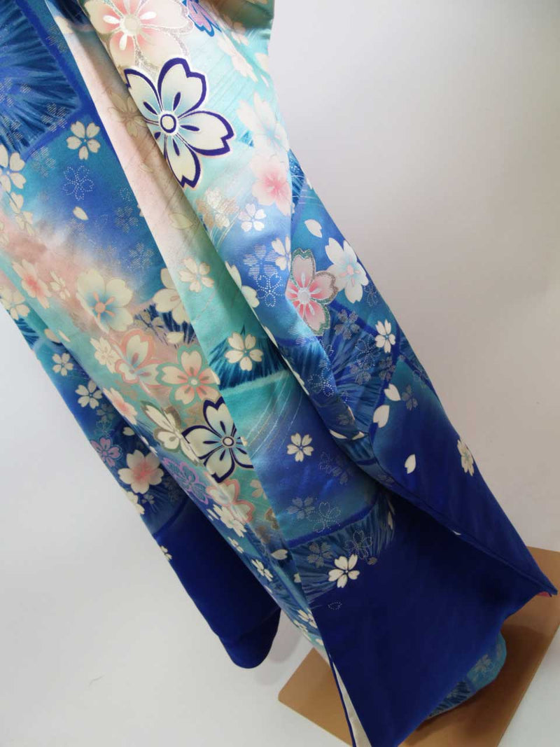 Gorgeous Furisode (long sleeves), floral design, silver-colored, silver embroidery, pure silk, gradation, blue, LL size