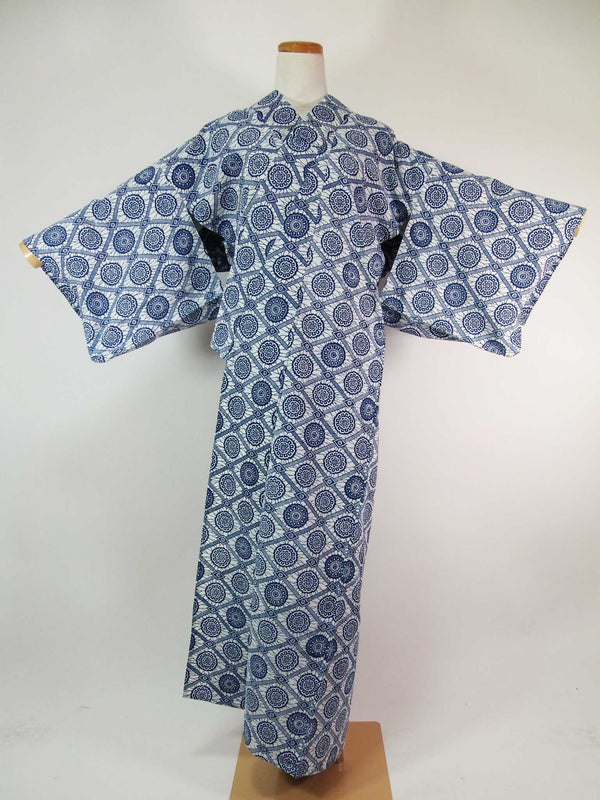 Almost beautiful, injected dye, yukata, flower pattern on water chestnut, hand-stitched, Japanese product, SS sized, Japanese yukata